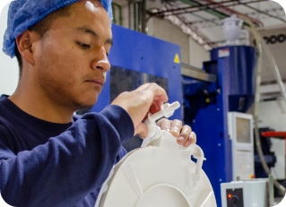 Empresa líder en la comercialización de artículos de plástico en Ecuador